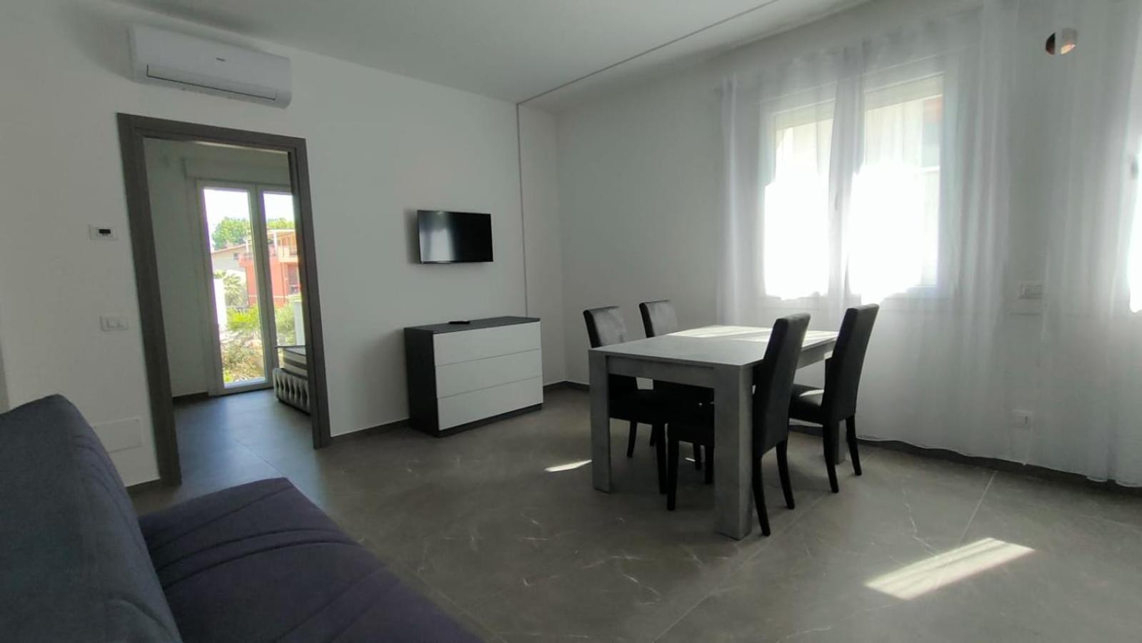 Villa Borghesi Suites Fronte Mare Ρίμινι Εξωτερικό φωτογραφία