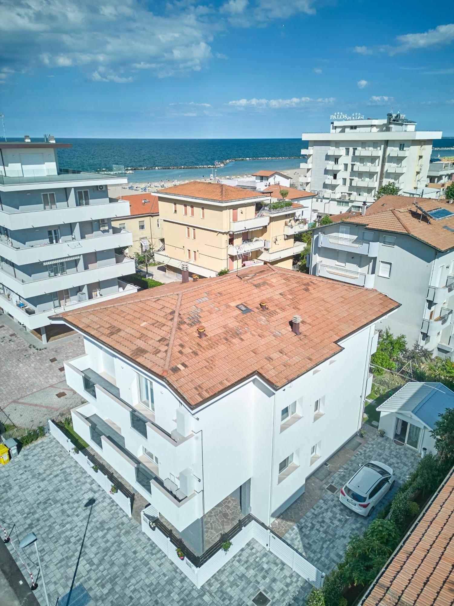 Villa Borghesi Suites Fronte Mare Ρίμινι Εξωτερικό φωτογραφία